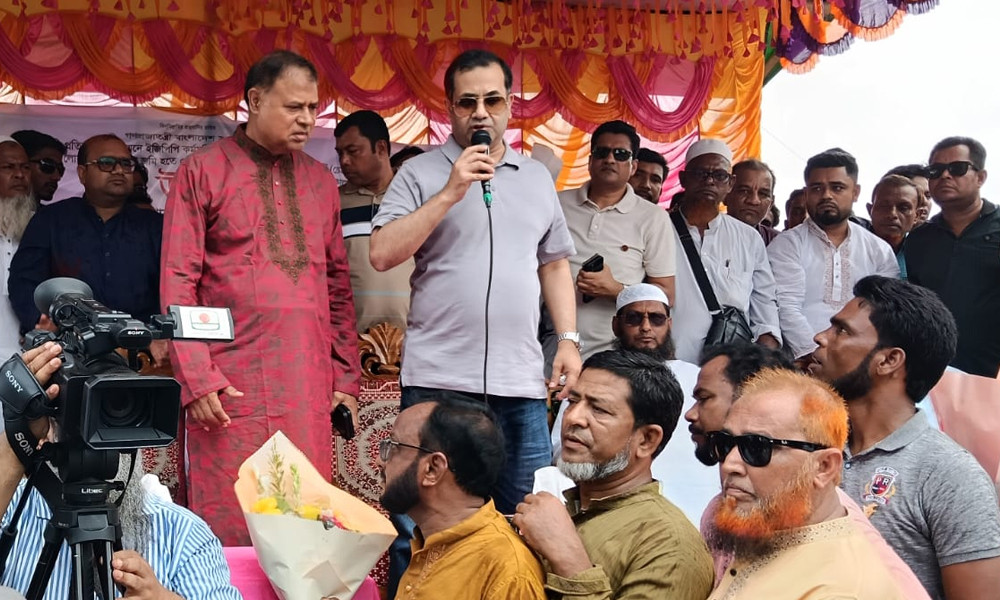 বিরোধী দলের এমপিদের এলাকাতেও উন্নয়নের ধারা অব্যাহত রাখছে সরকার