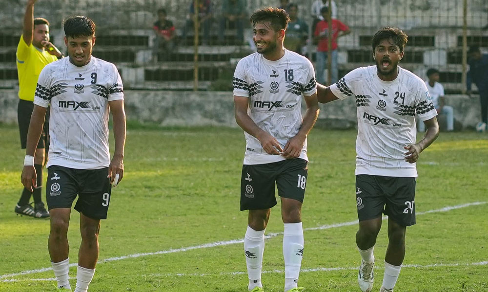 সৌরভের জোড়া গোলে ফাইনালে মোহামেডান