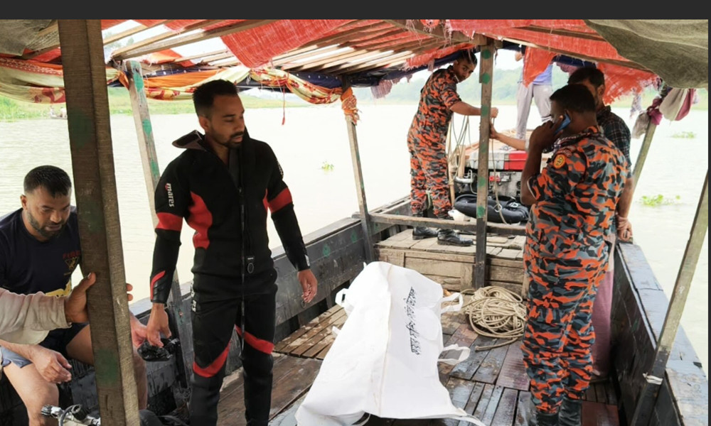 মাদকবিরোধী অভিযান দেখে নদে ঝাঁপ, যুবকের মৃত্যু