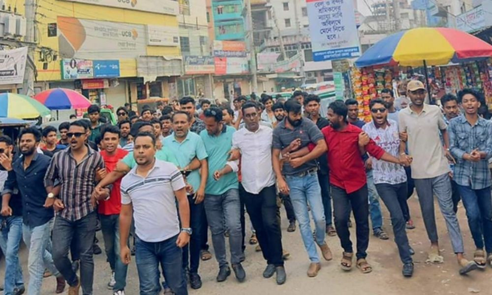 ব্রাহ্মণবাড়িয়ায় ছাত্রলীগের মিছিলের প্রতিবাদে ছাত্রদলের বিক্ষোভ