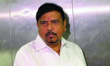 পশ্চিমবঙ্গের সাবেক মন্ত্রী সুজিত বসু গ্রেপ্তার