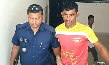 আমতলীতে মেয়েকে ধর্ষণের অভিযোগে বাবাকে পুলিশে দিলেন মা