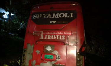 রামগড়ে বাস দুর্ঘটনায় নিহত ২, আহত ২