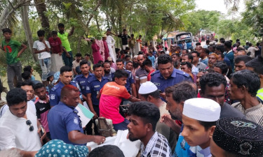 সুন্দরবনে গুলিতে জেলের মৃত্যু, মরদেহ নিয়ে বন বিভাগের কার্যালয় ভাঙচুর