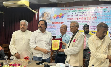 শিক্ষাক্ষেত্রে অবদানের জন্য সম্মাননা পেলেন মোশাররফ খান চৌধুরী
