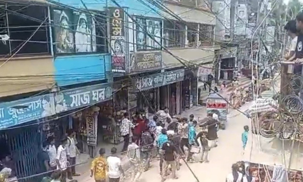 ফেসবুক পোস্টে ‘হা হা’ রিঅ্যাক্ট, কুমিল্লায় এসএসসি পরীক্ষার্থীকে মারধর