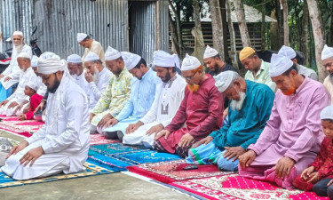 সৌদির সঙ্গে মিল রেখে গলাচিপায় ঈদ উদযাপন