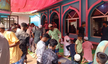 সৌদি আরবের সঙ্গে মিল রেখে নোয়াখালীর তিন গ্রামে ঈদুল আজহা উদযাপন