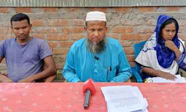 মামলা তুলে না নেওয়ায় বাদীর পরিবারকে একঘরে করার অভিযোগ