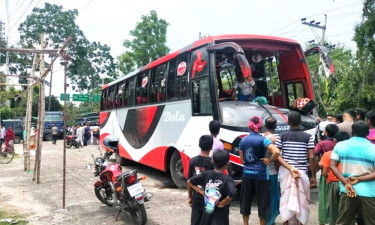 গোপালগঞ্জে সড়ক দুর্ঘটনায় নিহতদের মধ্যে ৩ জন একই পরিবারের