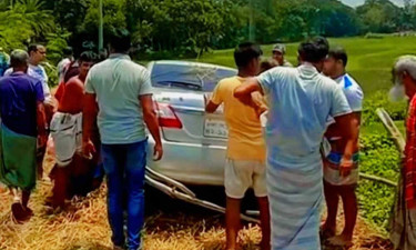 নরসিংদীতে প্রাইভেট কার-অটোরিকশা সংঘর্ষে নিহত ২