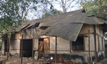 ব্রিটিশ আমলে নির্মিত হাসপাতাল চার দশক ধরে পরিত্যক্ত, পুনরায় চালুর দাবি স্থানীয়দের