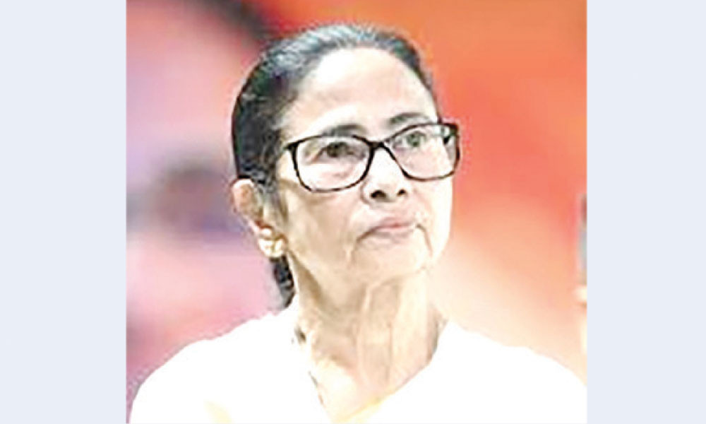 তৃণমূলের সব কমিটি ভেঙে দিলেন মমতা