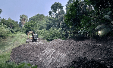 সদরপুরে অর্পিত সম্পত্তি থেকে মাটি কাটায় অর্ধ লাখ টাকা জরিমানা