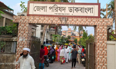 বরগুনার জেলা পরিষদের ডাকবাংলোর কক্ষে ২ শিশুকন্যাসহ নারীর লাশ