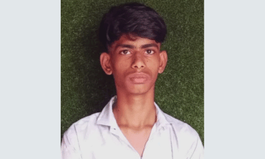 যমুনা নদীতে শিশুকে বাঁচাতে গিয়ে নিখোঁজ স্কুলশিক্ষার্থী
