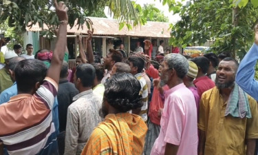 সুনামগঞ্জে হাওরের ক্ষতিগ্রস্ত কৃষকের তালিকায় অনিয়মের অভিযোগ