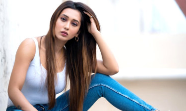 মিমি চক্রবর্তীর বিরুদ্ধে আদালতে চার্জশিট