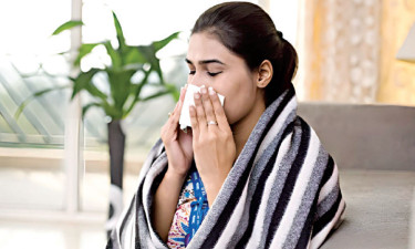 বর্ষায় সুস্থ থাকার টোটকা