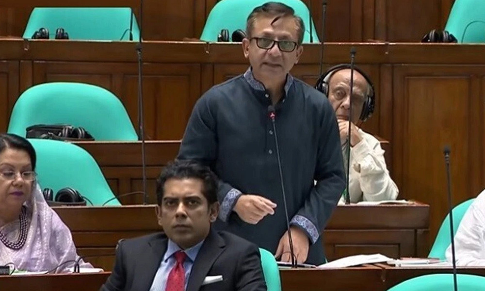 ৫ বছরে বাণিজ্য ঘাটতি ৮ বিলিয়ন ডলার : বাণিজ্যমন্ত্রী