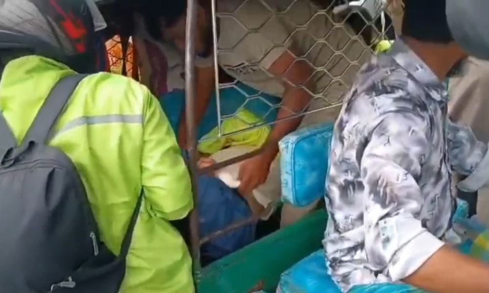 বন্ধুর সঙ্গে ঘুরতে গিয়ে সড়ক দুর্ঘটনায় কলেজছাত্রীর মৃত্যু, পরিবারের দাবি হত্যাকাণ্ড