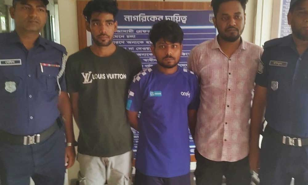 নাটোরে চিকিৎসাধীন শিশুর মাকে ধর্ষণের অভিযোগ, গ্রেপ্তার ৩
