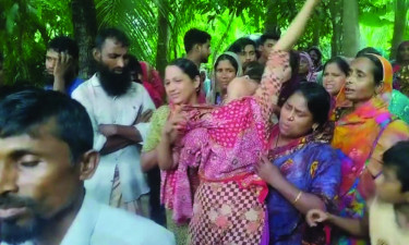 খালি ঘরে ঝুলছিল ১৬ বছরের কিশোরের মরদেহ