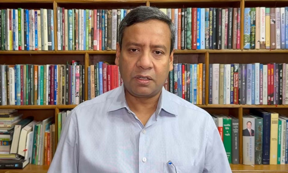 ‘ইউনূস কম্পানি’র একটি অংশ চেহারা পাল্টে ফেলেছে, অন্য অংশ পালিয়েছে
