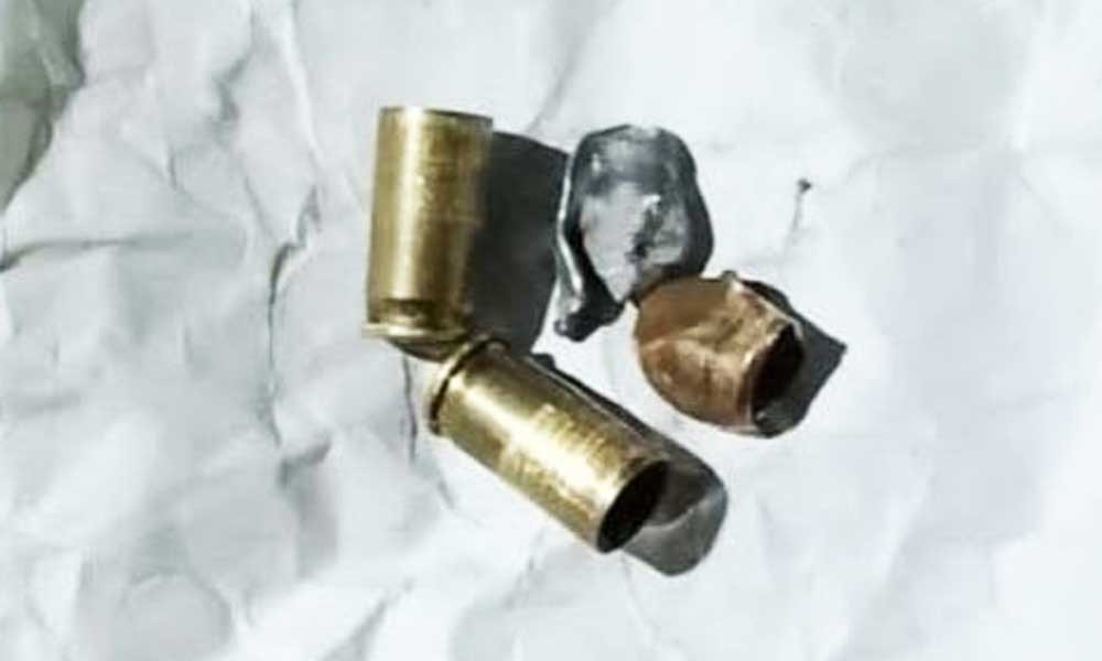 চাঁদা না দেওয়ায় ব্যবসায়ীর বাড়িতে গুলি