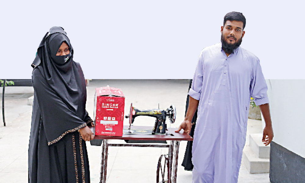 ইমাম স্বামীর পাশে দাঁড়াবেন ববি
