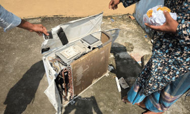 মসজিদের ৬ এসি ভেঙে কম্প্রেসার-তামার পাইপ চুরি