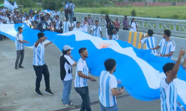 ৩০০ ফিটে আর্জেন্টিনা সমর্থকদের বর্ণাঢ্য শোডাউন