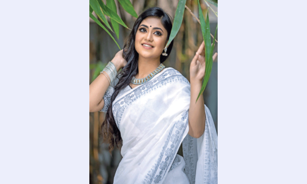 সাদা পোশাকের যত্ন
