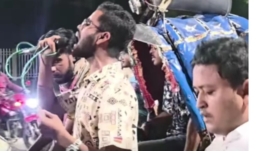 ‘বাহ! শিবির চমৎকার, ধর্ষকদের পাহাড়াদার’– ছাত্রদলের স্লোগানে উত্তাল ঢাবি