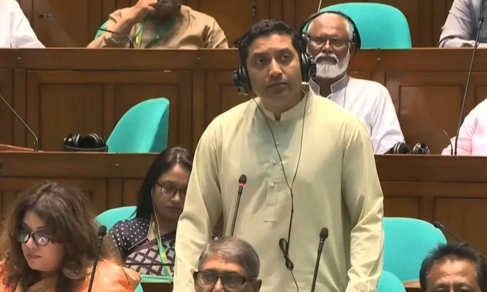 দেশের এইচএসসি সিঙ্গাপুরের ষষ্ঠ শ্রেণির সমান : ববি হাজ্জাজ