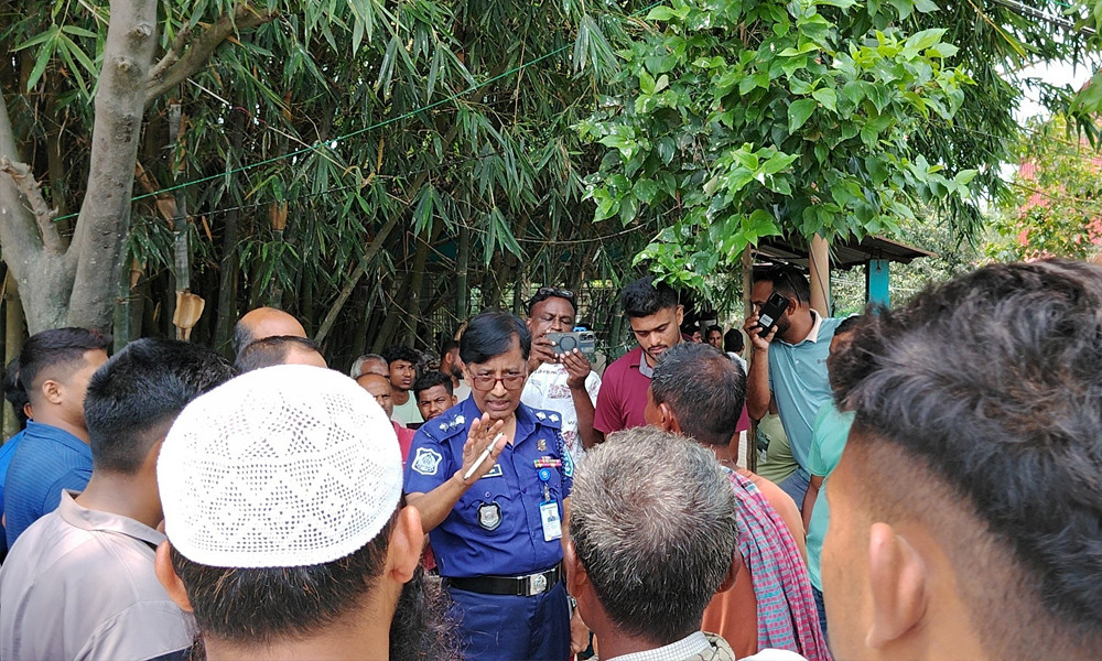 বোচাগঞ্জে ব্যবসায়ীকে হত্যার অভিযোগ সাবেক স্ত্রীর বিরুদ্ধে