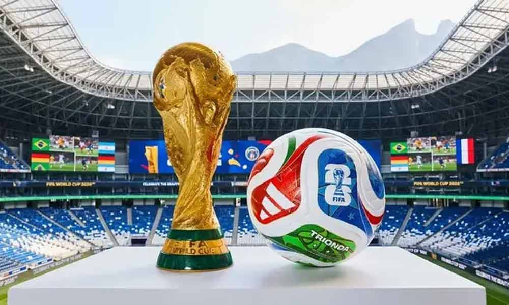 বিশ্বকাপের ট্রফি উঠবে কার হাতে? ভবিষ্যৎবাণী দিল চার এআই চ্যাটবট