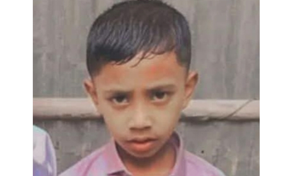 নিখোঁজের ৪৫ ঘণ্টা পর ডোবা থেকে ৭ বছরের শিশুর মরদেহ উদ্ধার