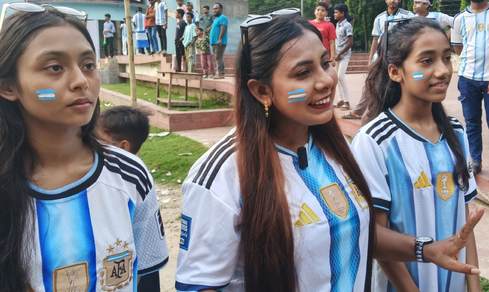 মাগুরায় আর্জেন্টিনা সমর্থকদের বর্ণাঢ্য শোভাযাত্রা