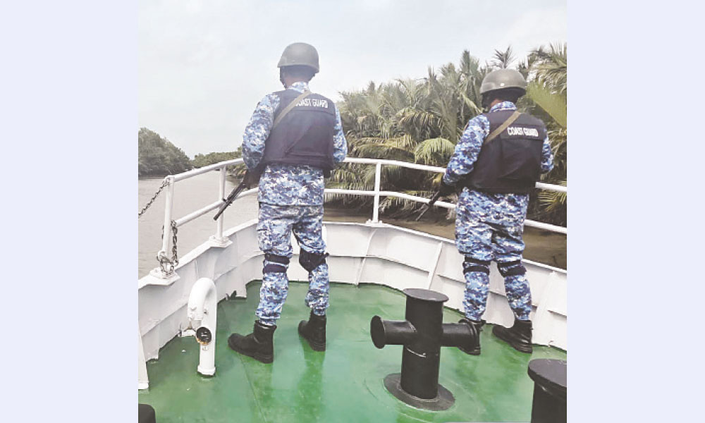 সুন্দরবনে সক্রিয় সাত বাহিনী