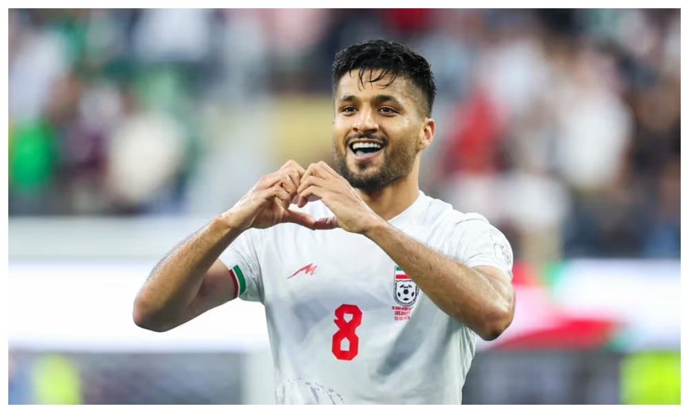 ইরানি ফুটবলার মোহাম্মদ মোহেবিকে বহিষ্কারের খবর ‘সত্য’ নয়
