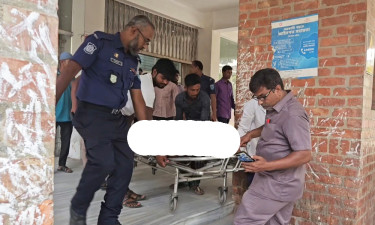 আদালতে হাজিরা দিতে এসে আসামির মৃত্যু