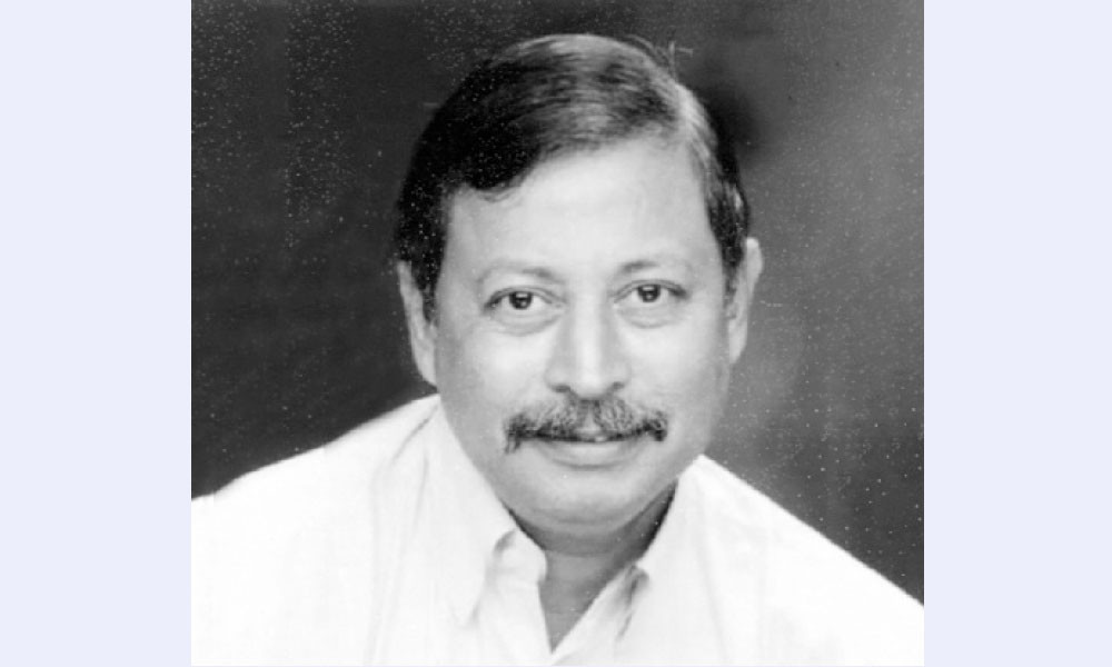 ফুটবল মানুষের স্বপ্ন আর স্বপ্নভঙ্গের মহাকাব্য