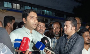 মোহাম্মদপুরে আহত বিএনপি নেতাকে দেখতে ঢামেকে ববি হাজ্জাজ