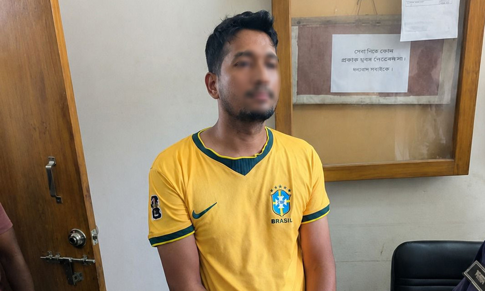 কসবায় রেল স্টেশনে হামলার অভিযোগে আটক ১