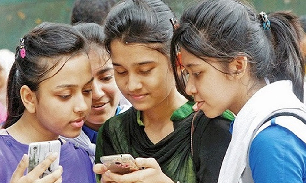 পরীক্ষা নাকি ফলাফলের ভিত্তিতে একাদশে ভর্তি?