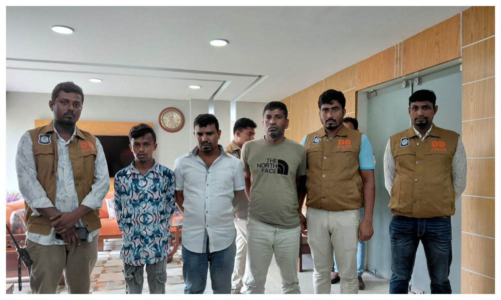 নওগাঁয় ‘শয়তানের নিঃশ্বাস’ আতঙ্ক, ডিবির জালে চক্রের ৩ সদস্য