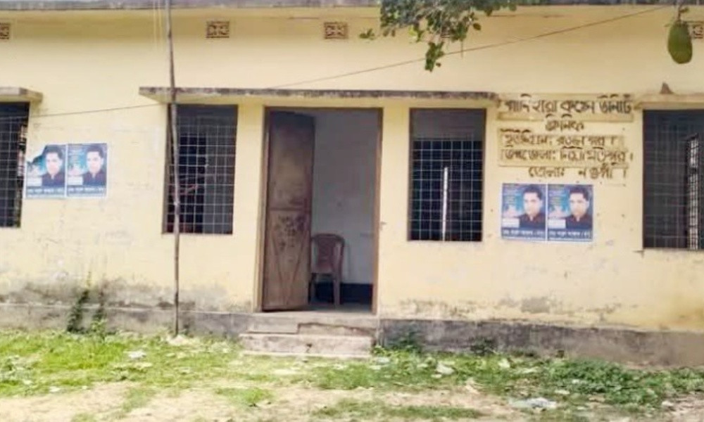 নিয়ামতপুরের ৩০টি ক্লিনিকে ৭ মাস ধরে ওষুধ বন্ধ, ভোগান্তিতে প্রান্তিক মানুষ