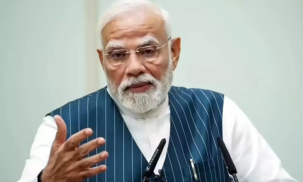 দিল্লি বিমানবন্দরে পৌঁছেও ৪৫ মিনিট বের হলেন না মোদি, যা জানা গেল