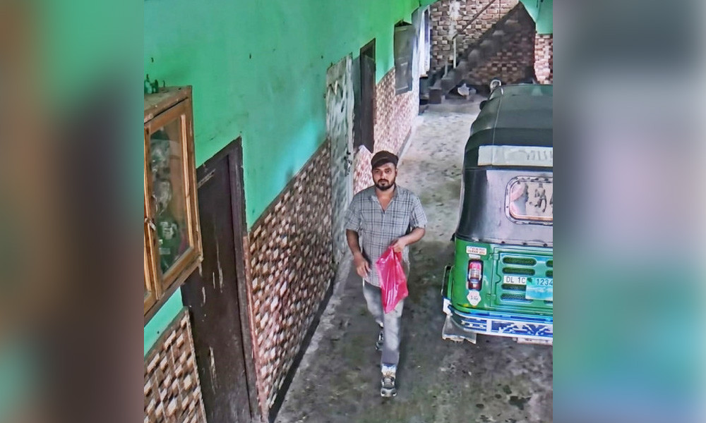 তালা ভেঙে চুরি মেয়ের বিয়ের সঞ্চয়, দুশ্চিন্তায় পিকআপচালক বাবা